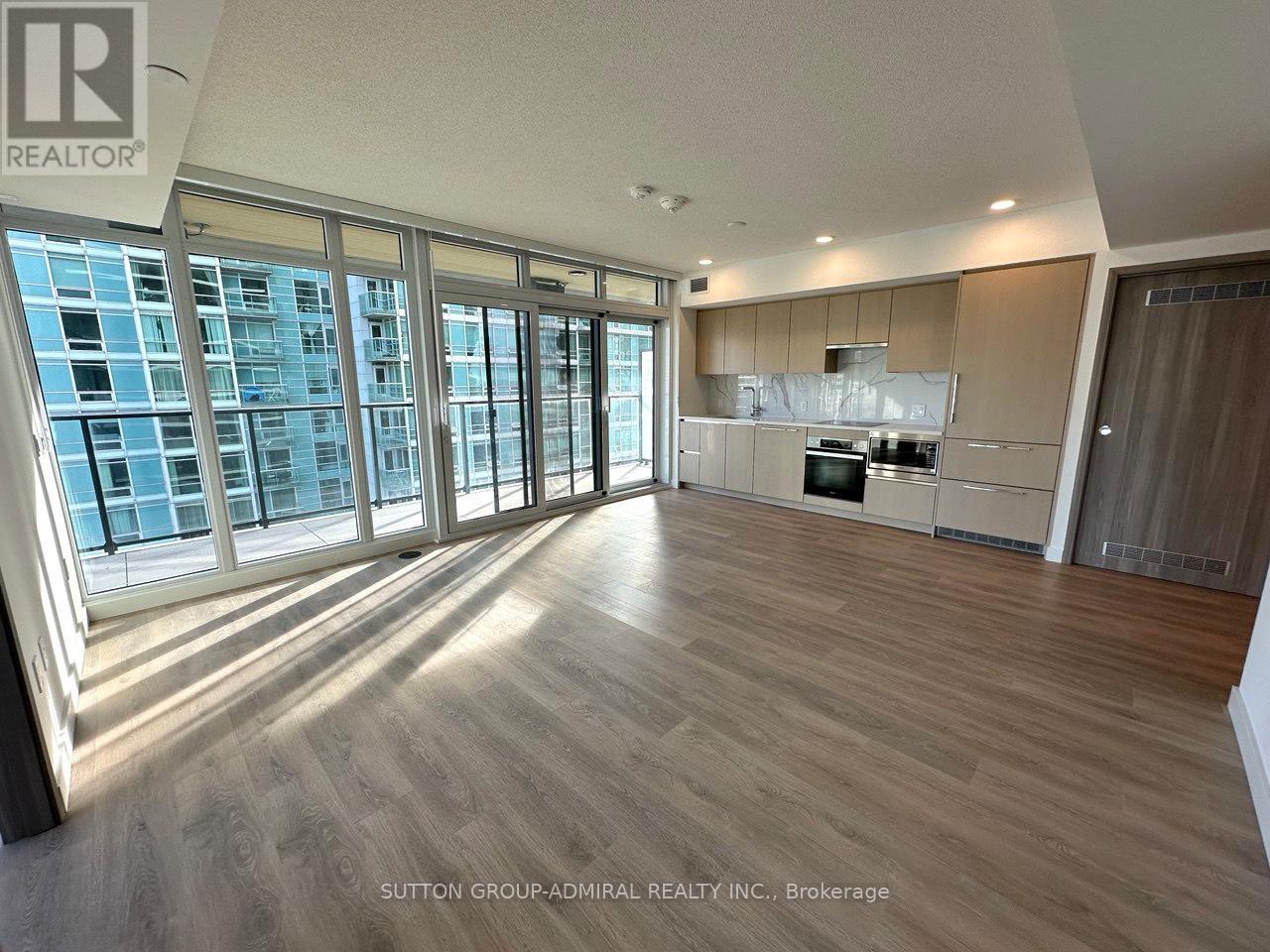 2203 - 1 Concord Cityplace Way, Toronto, Ontario  M5V 0X3 - Photo 4 - C12617224