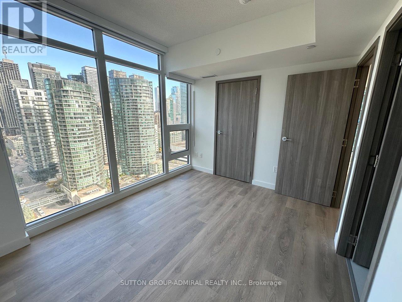 2203 - 1 Concord Cityplace Way, Toronto, Ontario  M5V 0X3 - Photo 7 - C12617224