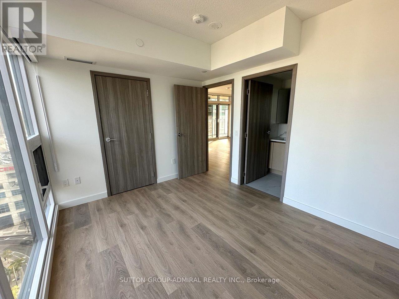 2203 - 1 Concord Cityplace Way, Toronto, Ontario  M5V 0X3 - Photo 8 - C12617224