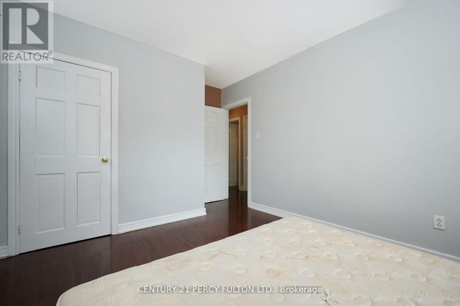 2961 Lawrence Avenue E, Toronto, Ontario  M1P 2V6 - Photo 18 - E12617190