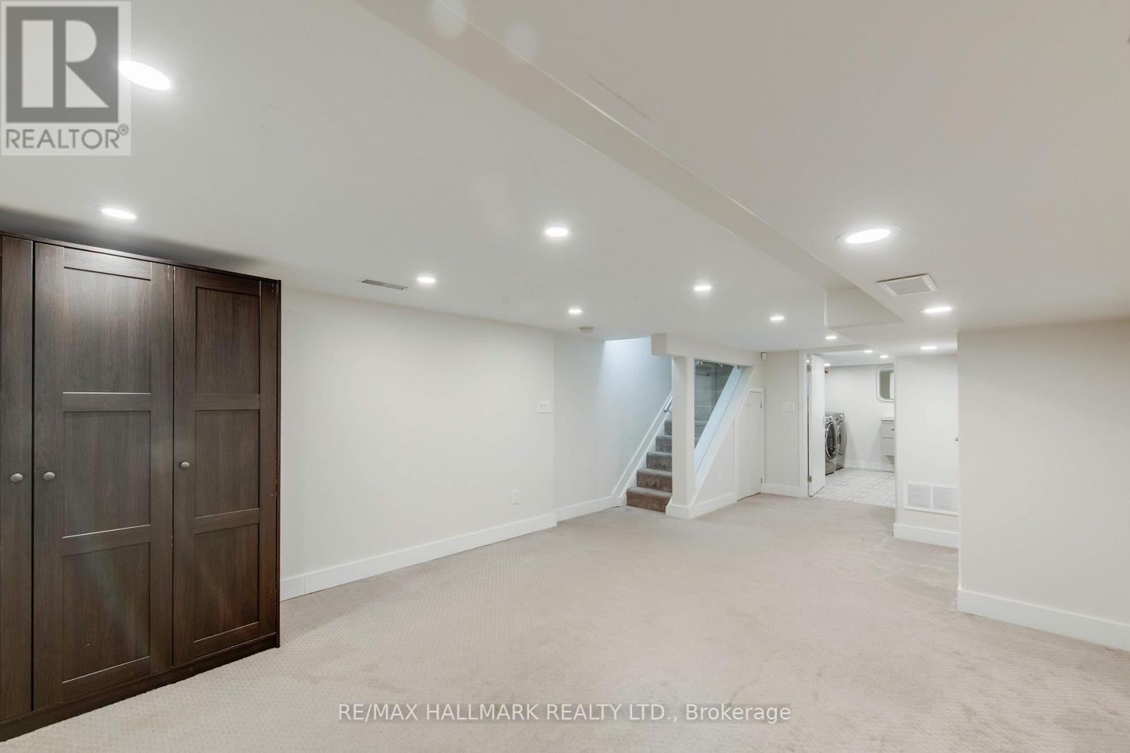 20 Marigold Avenue, Toronto, Ontario  M4M 3B2 - Photo 17 - E12617208