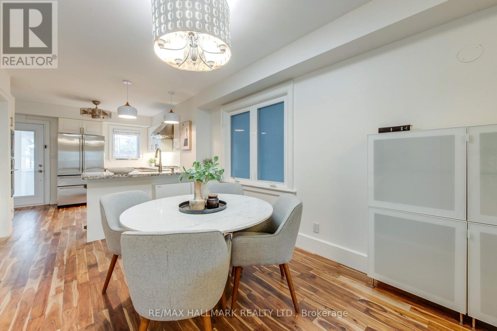 20 Marigold Avenue, Toronto, Ontario  M4M 3B2 - Photo 7 - E12617208