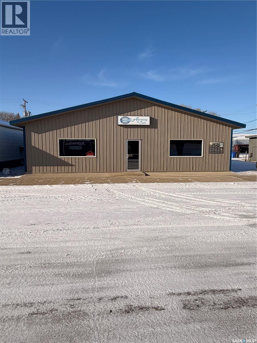 110 Broadway STREET, carnduff, Saskatchewan