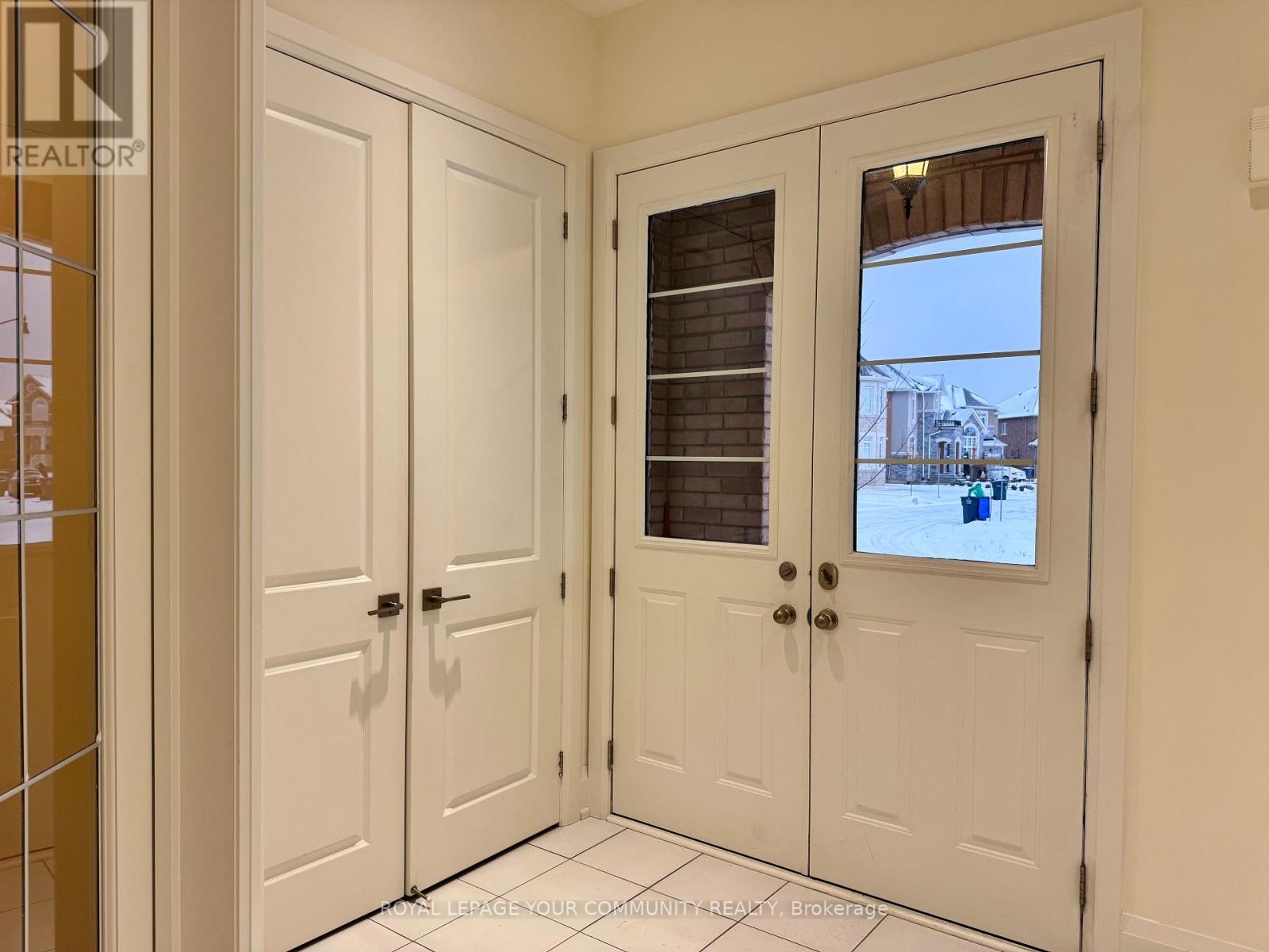 38 Elverton Crescent, Brampton, Ontario L7A 4Z4 - Photo 23 - W12612682