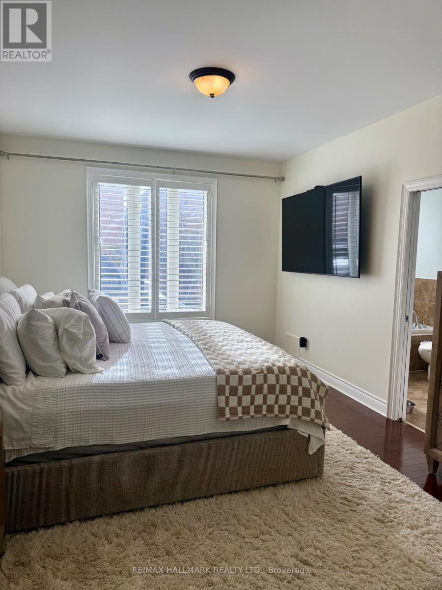 220 Tonner Crescent, Aurora, Ontario  L4G 7T7 - Photo 13 - N12617192