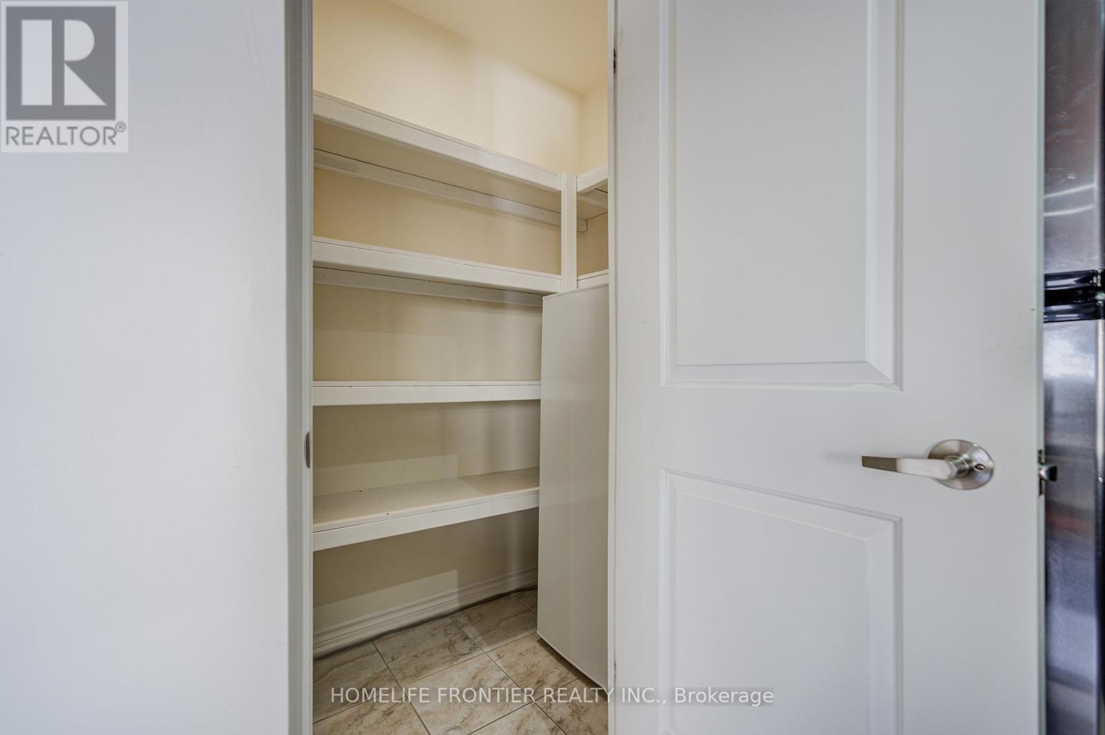 511 - 9235 Jane Street, Vaughan, Ontario L6A 0J8 - Photo 17 - N12617198