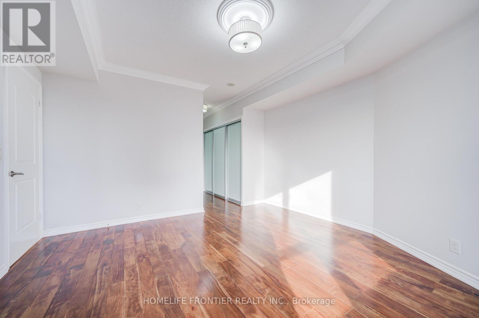 511 - 9235 Jane Street, Vaughan, Ontario L6A 0J8 - Photo 28 - N12617198