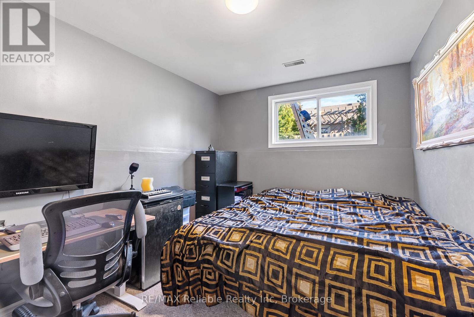 36 Lee Crescent, Goderich, Ontario N7A 4L3 - Photo 32 - X12400491