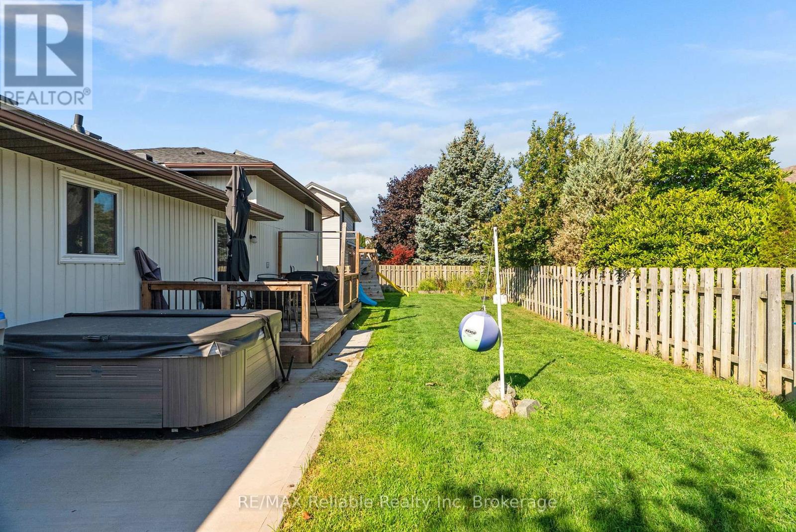 36 Lee Crescent, Goderich, Ontario N7A 4L3 - Photo 36 - X12400491