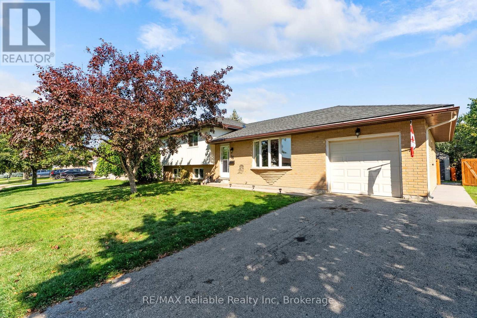 36 Lee Crescent, Goderich, Ontario N7A 4L3 - Photo 41 - X12400491