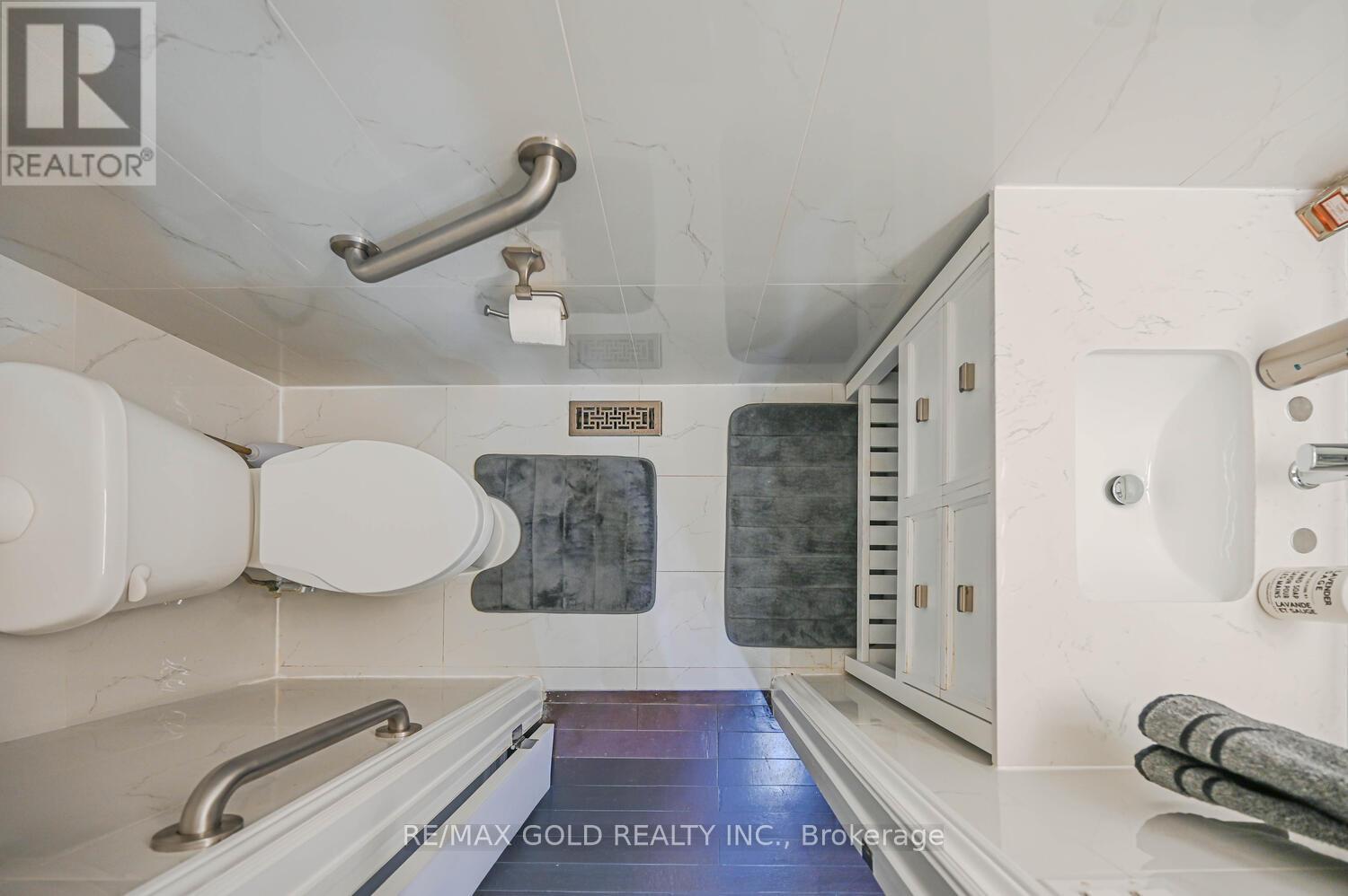 15 Vanwood Crescent, Brampton, Ontario  L6P 2X4 - Photo 21 - W12617178