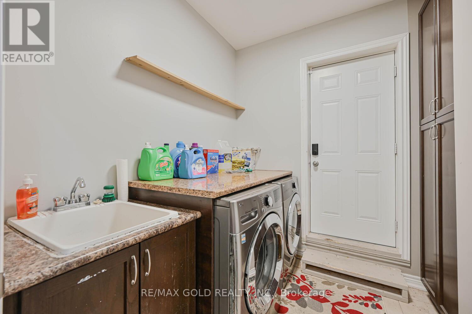 15 Vanwood Crescent, Brampton, Ontario  L6P 2X4 - Photo 23 - W12617178