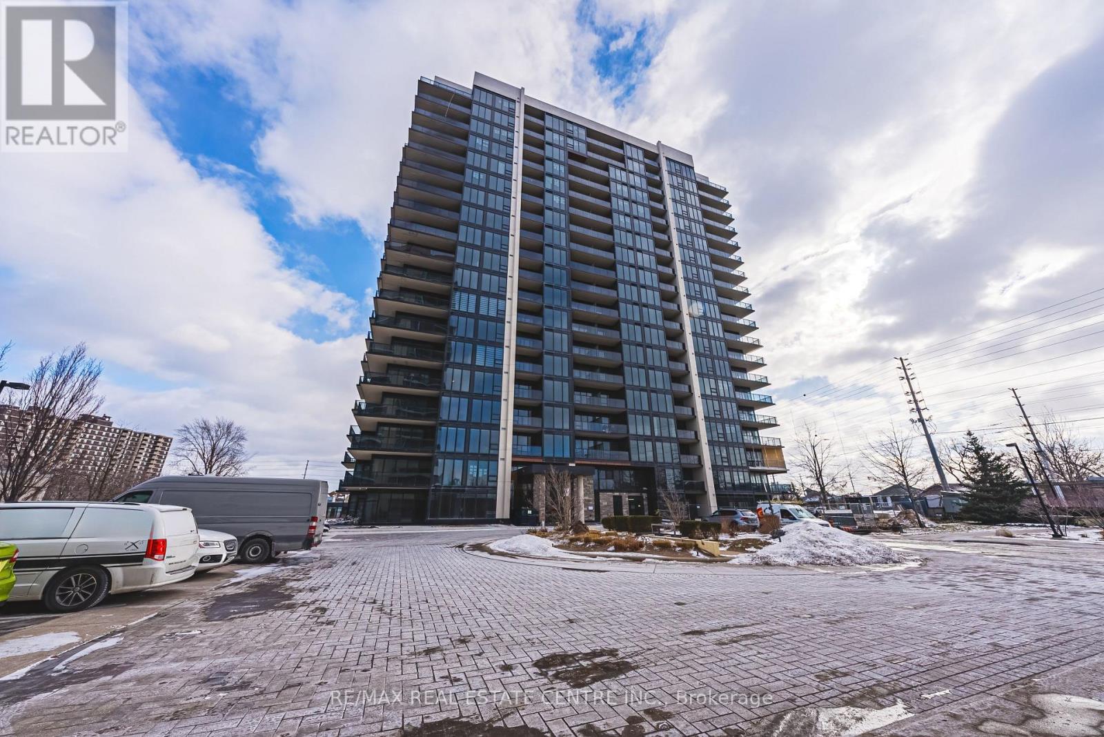 203 - 1035 SOUTHDOWN ROAD, Mississauga, Ontario