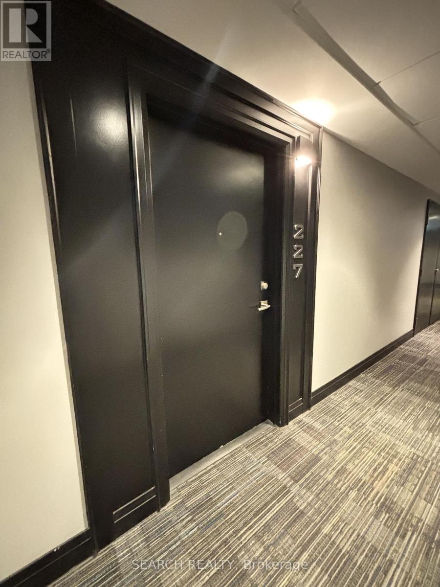 227 - 200 Lagerfeld Drive, Brampton, Ontario  L7A 5G5 - Photo 9 - W12617210