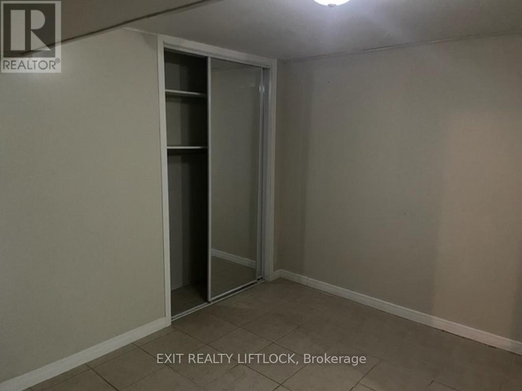 Lower - 1437 Westbrook Drive, Peterborough, Ontario K9J 6R3 - Photo 9 - X12617272