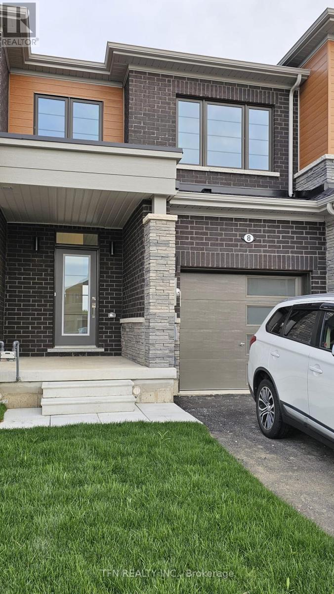 8 - 15 PEACH STREET, Thorold, Ontario