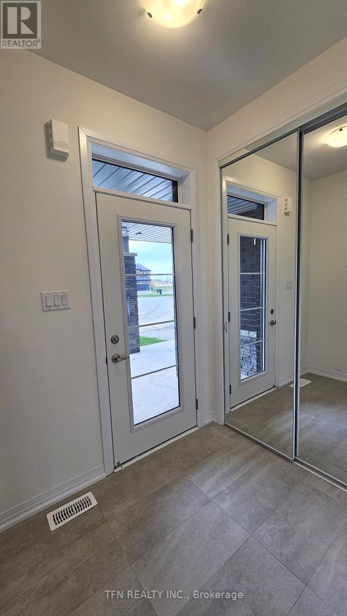 8 - 15 Peach Street, Thorold, Ontario  L2V 0P5 - Photo 4 - X12617184