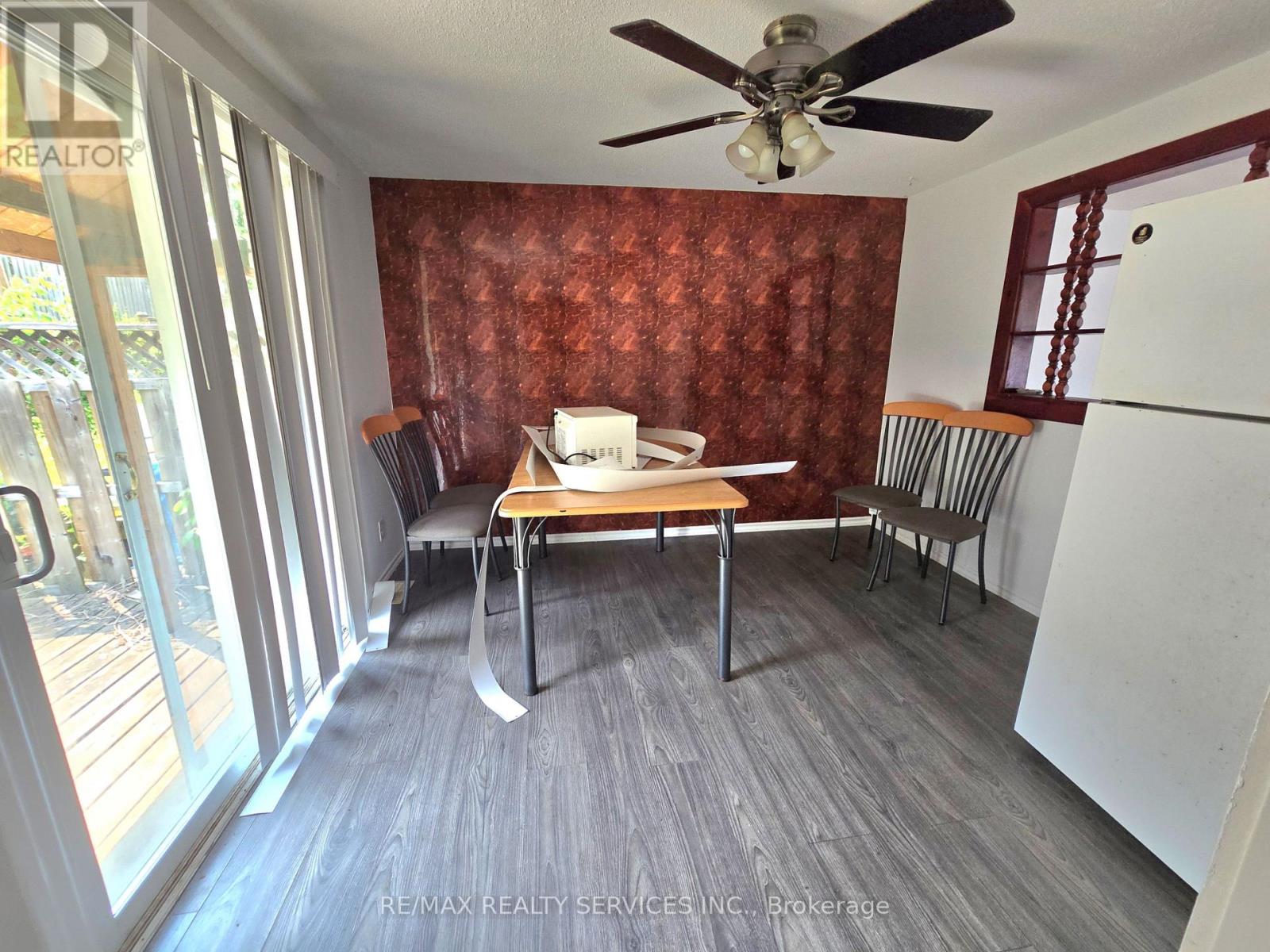 441 Parkview Crescent, Cambridge, Ontario  N3H 4Y3 - Photo 6 - X12617220