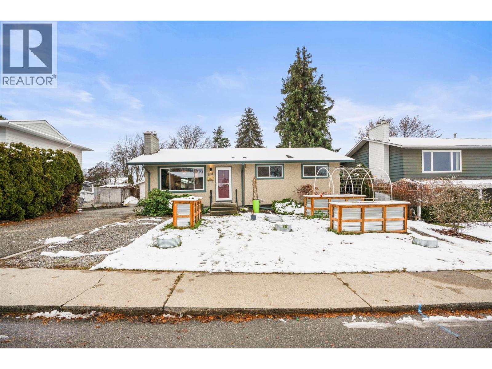 1016 34 Avenue, Vernon, British Columbia  V1T 6R9 - Photo 47 - 10370763