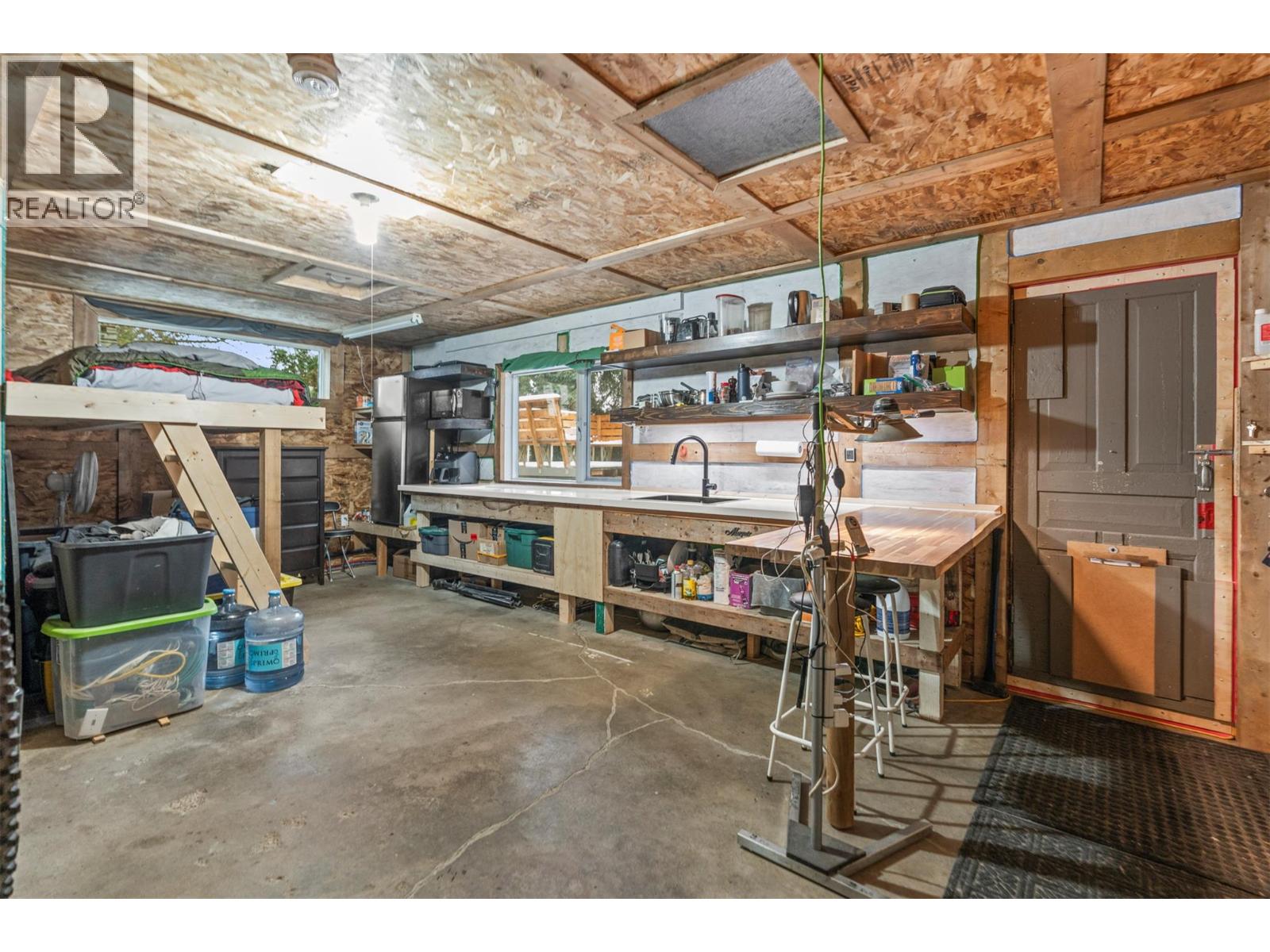 1016 34 Avenue, Vernon, British Columbia  V1T 6R9 - Photo 57 - 10370763