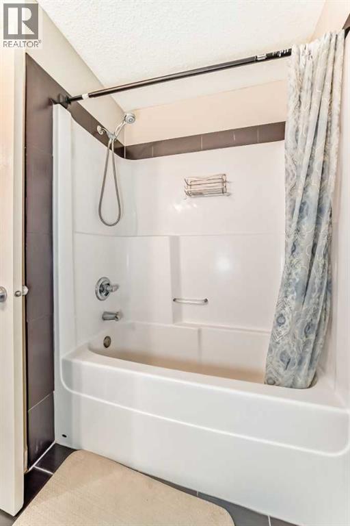 150 Copperpond Heights Se, Calgary, Alberta  T2Z 0X3 - Photo 35 - A2269844