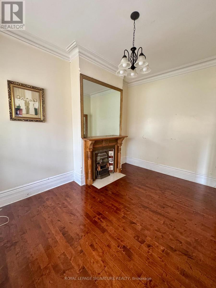 203 Euclid Avenue, Toronto, Ontario M6J 2J8 - Photo 2 - C12617244