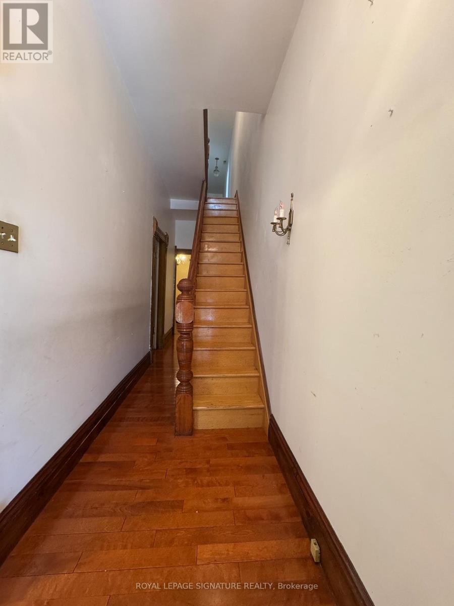 203 Euclid Avenue, Toronto, Ontario M6J 2J8 - Photo 4 - C12617244