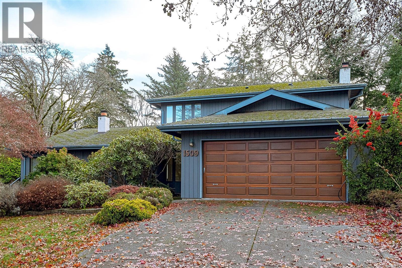 1509 Lynnfield Pl, Saanich, British Columbia