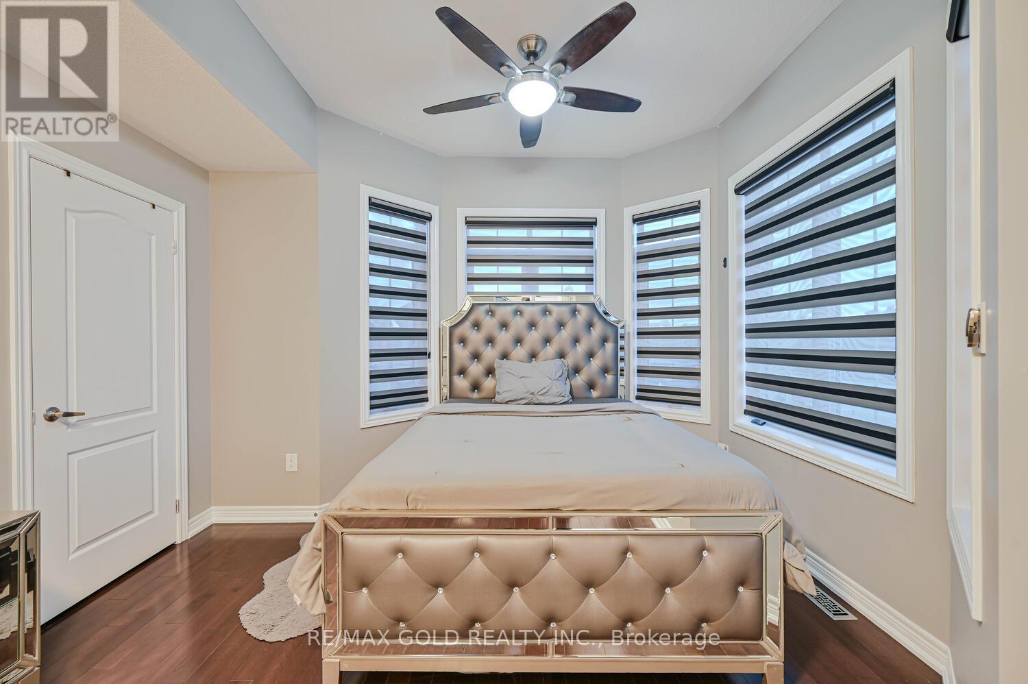 15 Vanwood Crescent, Brampton, Ontario  L6P 2X4 - Photo 35 - W12617178