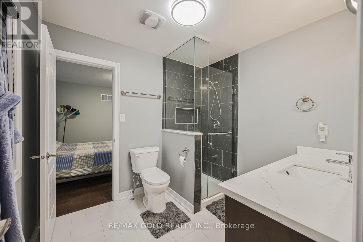 15 Vanwood Crescent, Brampton, Ontario  L6P 2X4 - Photo 34 - W12617178