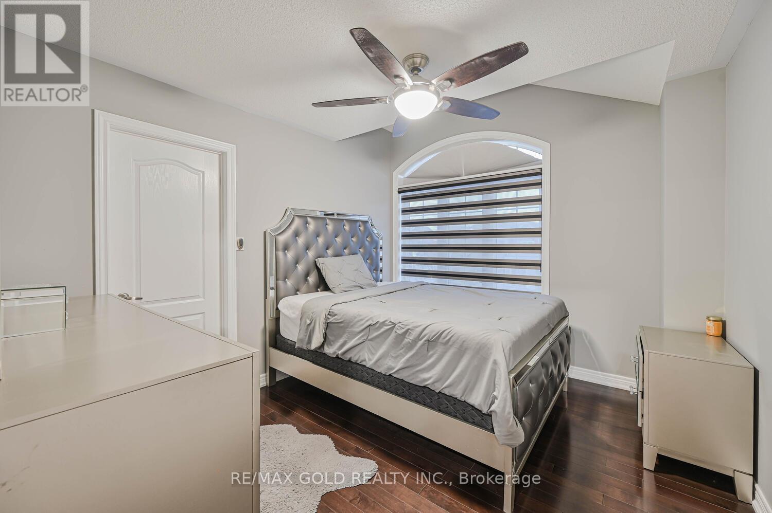 15 Vanwood Crescent, Brampton, Ontario  L6P 2X4 - Photo 38 - W12617178