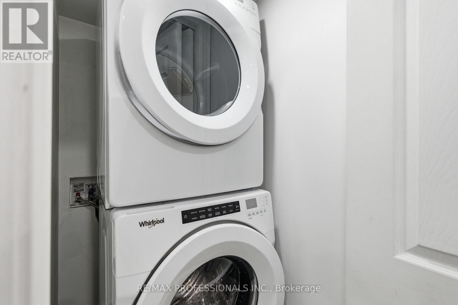 Lower - 16 Moss Creek Court, Brampton, Ontario  L6R 2S3 - Photo 18 - W12617254