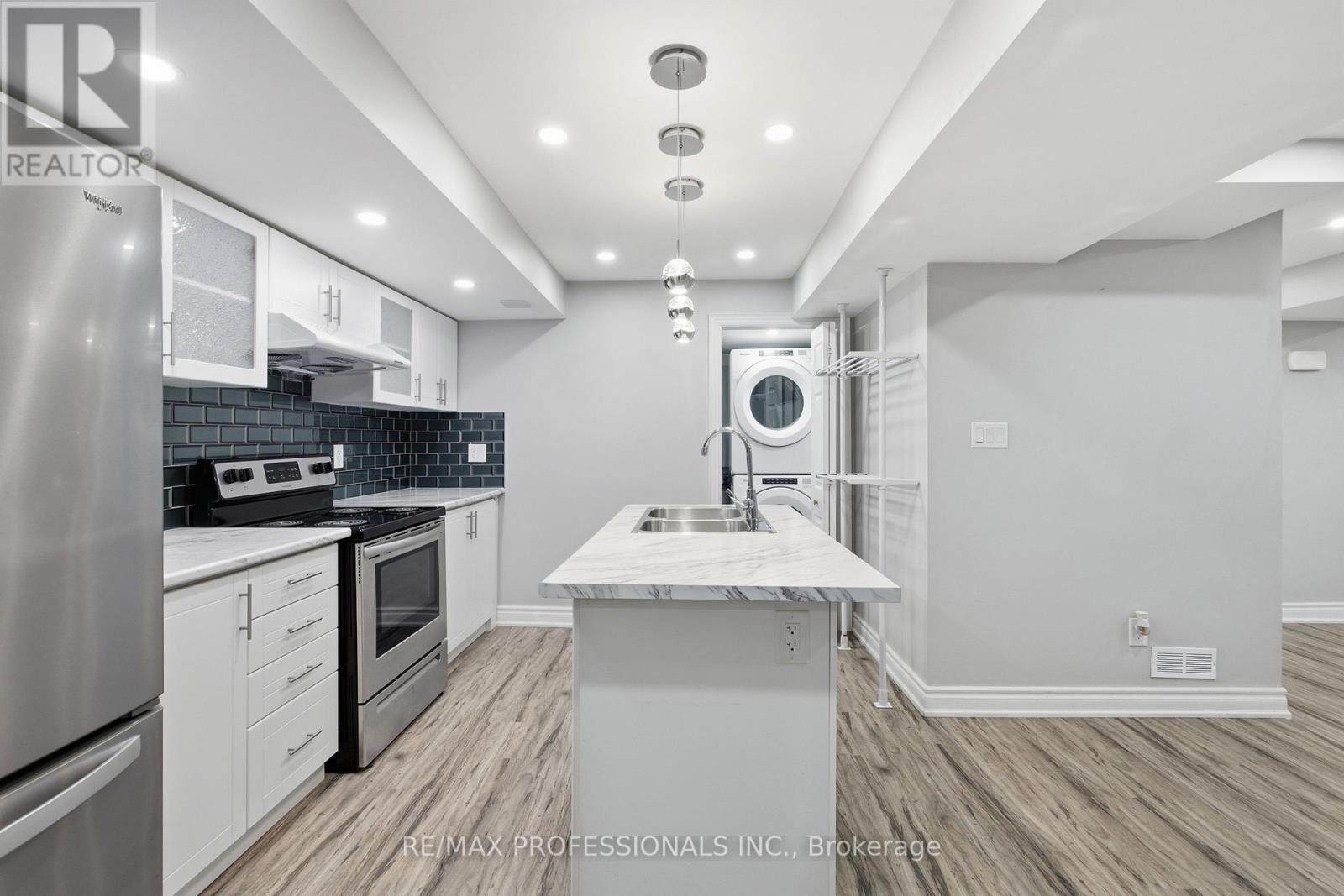 Lower - 16 Moss Creek Court, Brampton, Ontario  L6R 2S3 - Photo 20 - W12617254