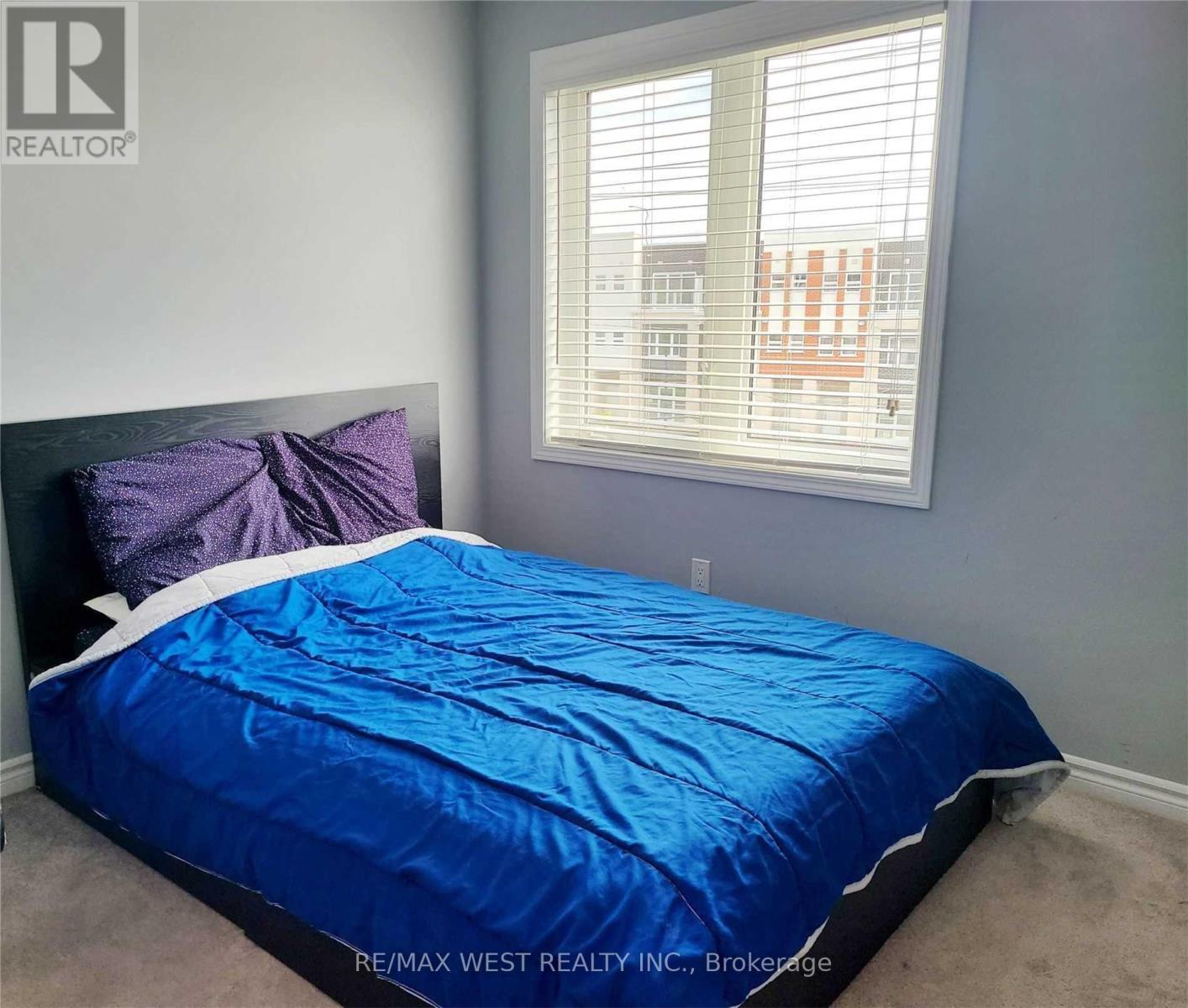 118 Daylily Lane, Kitchener, Ontario  N2R 0L7 - Photo 7 - X12617250