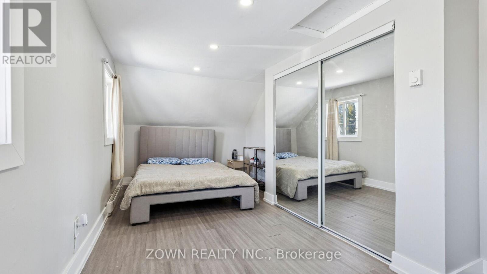 26 Metcalfe Street, Quinte West, Ontario  K8V 4C7 - Photo 14 - X12617258