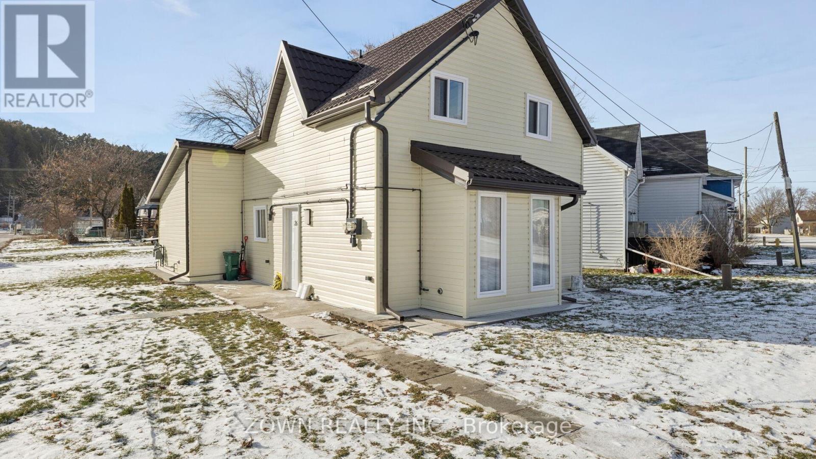 26 Metcalfe Street, Quinte West, Ontario  K8V 4C7 - Photo 2 - X12617258