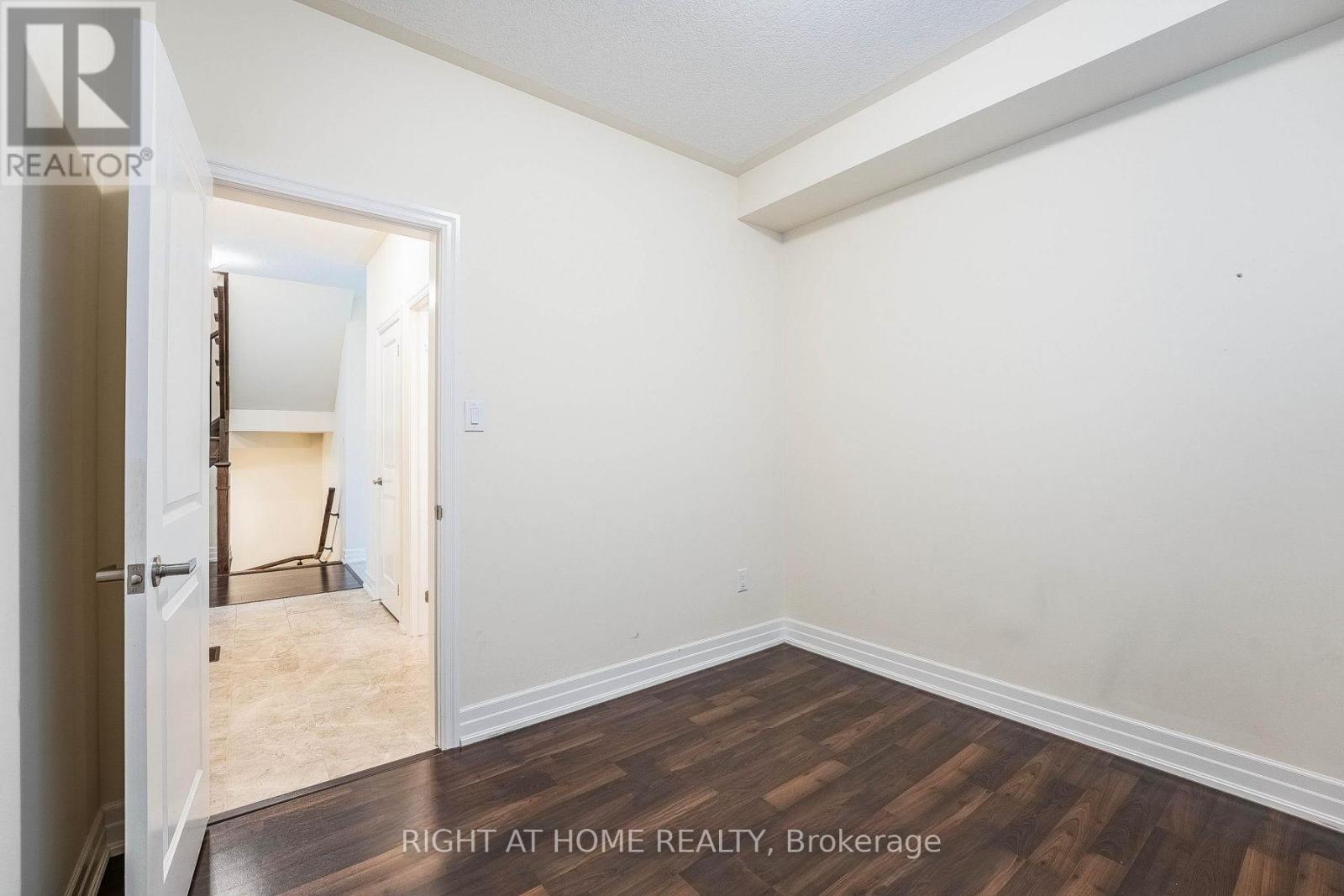 9486 Tallgrass Avenue, Niagara Falls, Ontario  L2G 0Y2 - Photo 12 - X12617264