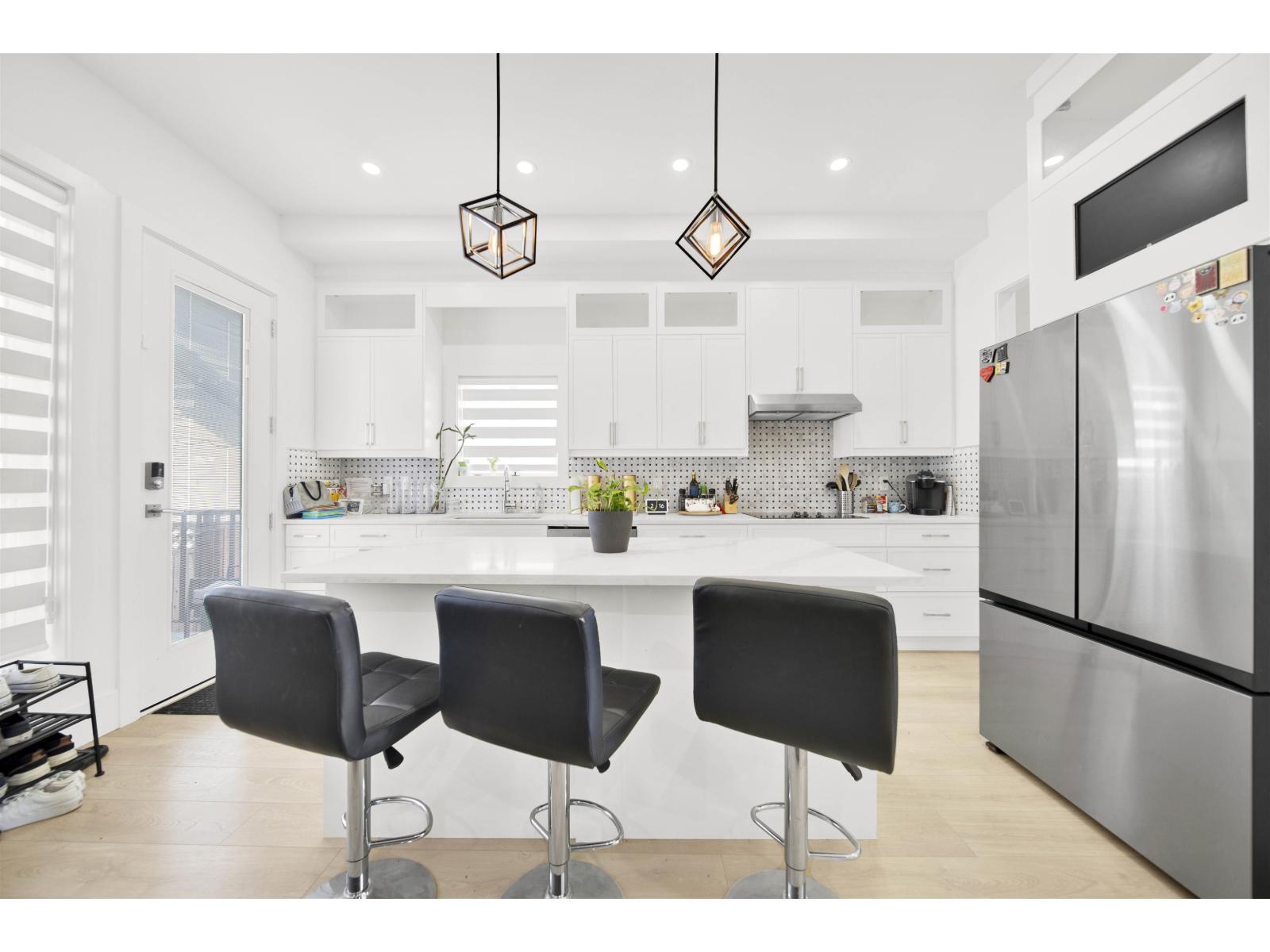 19415 70 Avenue, Surrey, British Columbia V4N 1N2 - Photo 6 - R3055239