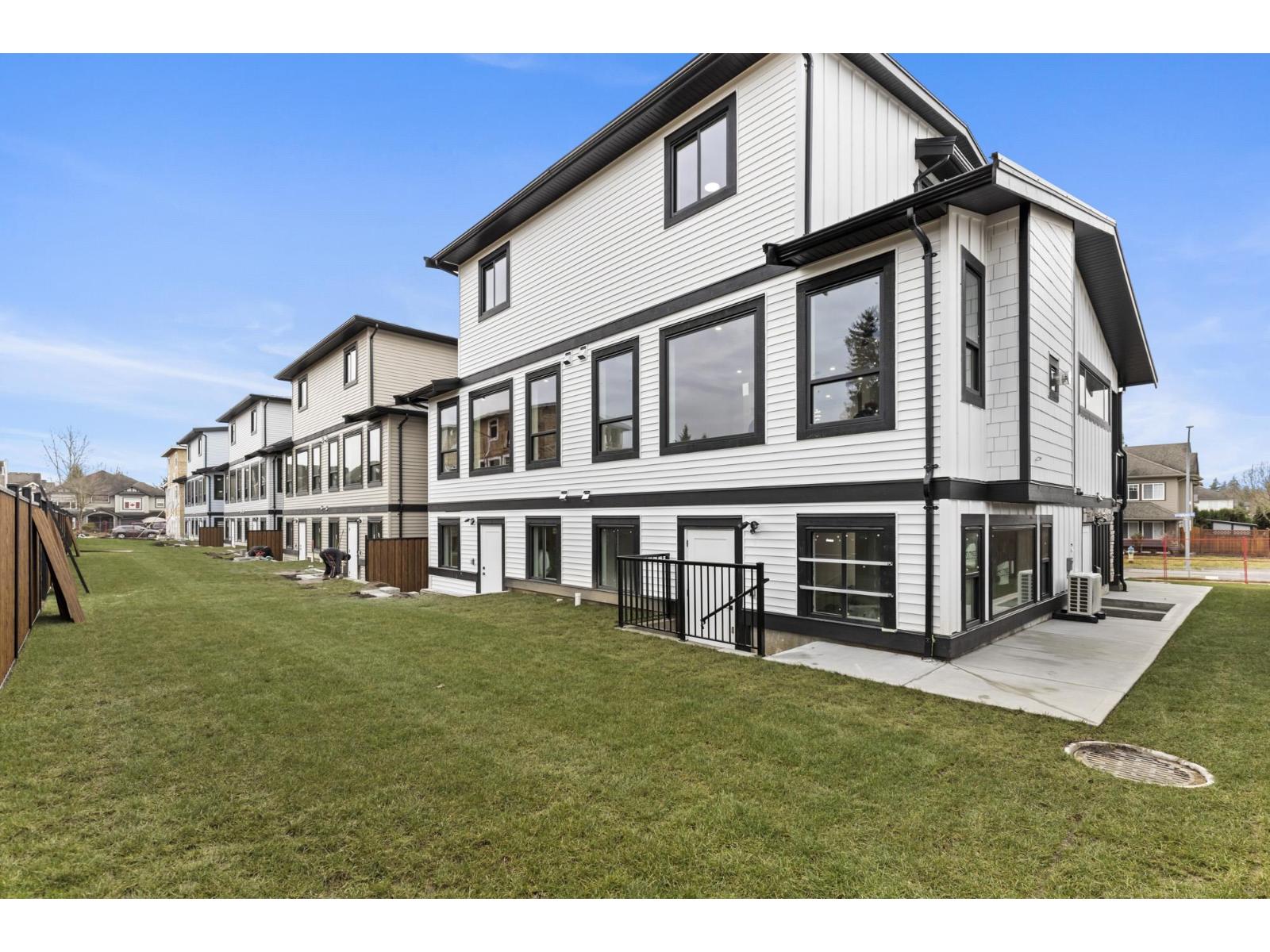 8590 Dunbar Way, Mission, British Columbia  V4S 0A7 - Photo 4 - R3073232