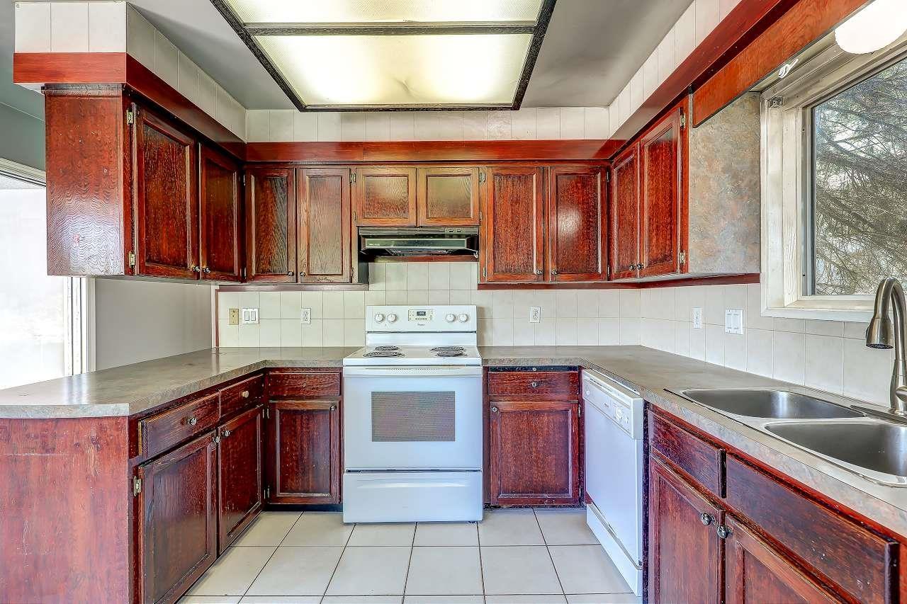 11243 136 Street, Surrey, British Columbia  V3R 3B8 - Photo 3 - R3073225