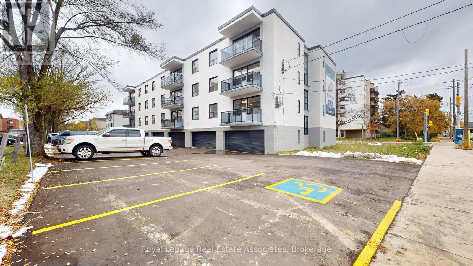 2 - 1 Marquette Avenue, Toronto, Ontario  M6A 1X8 - Photo 16 - C12617280