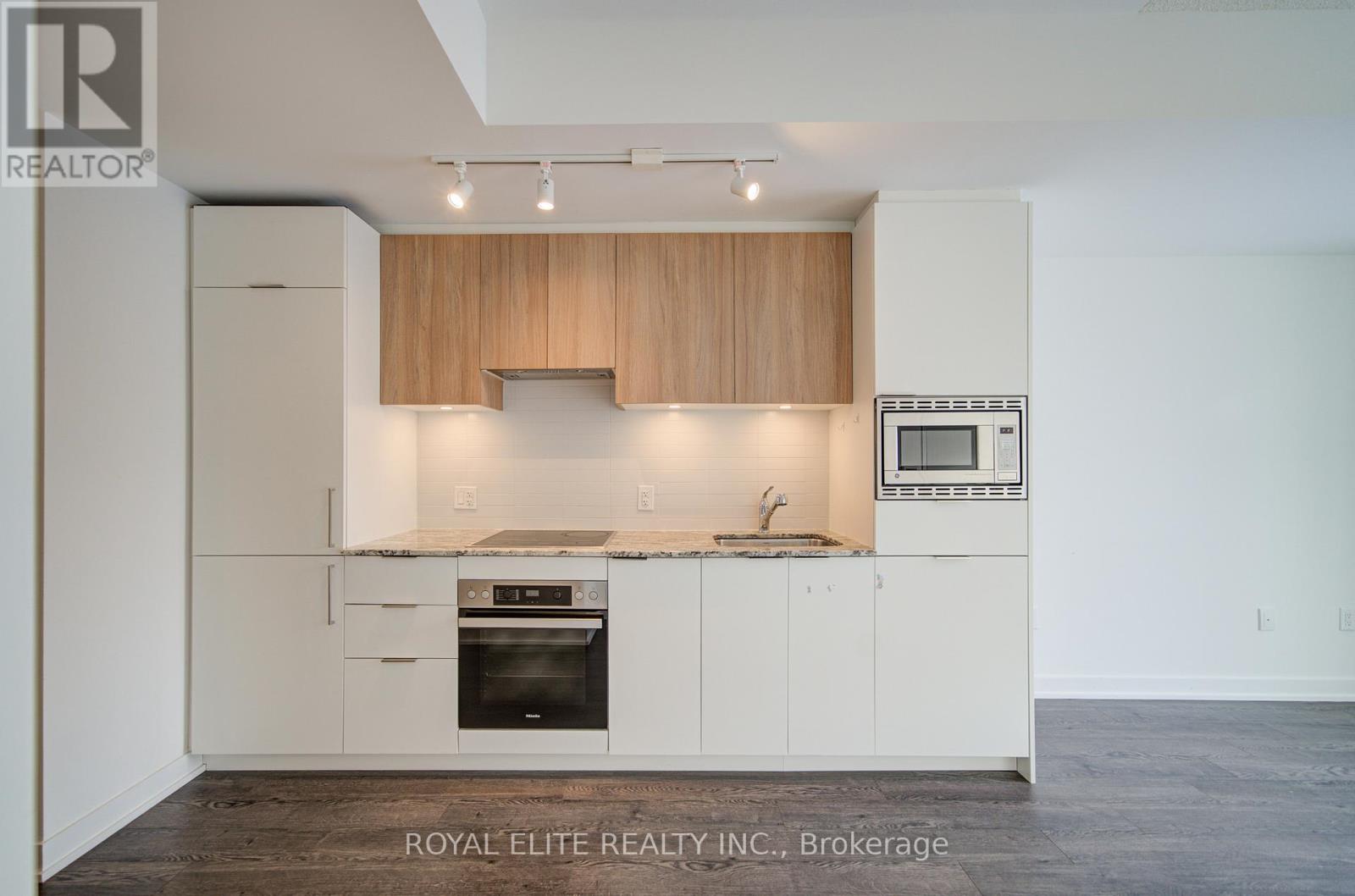 535 - 20 O'neill Road, Toronto, Ontario  M3C 0R2 - Photo 9 - C12617326