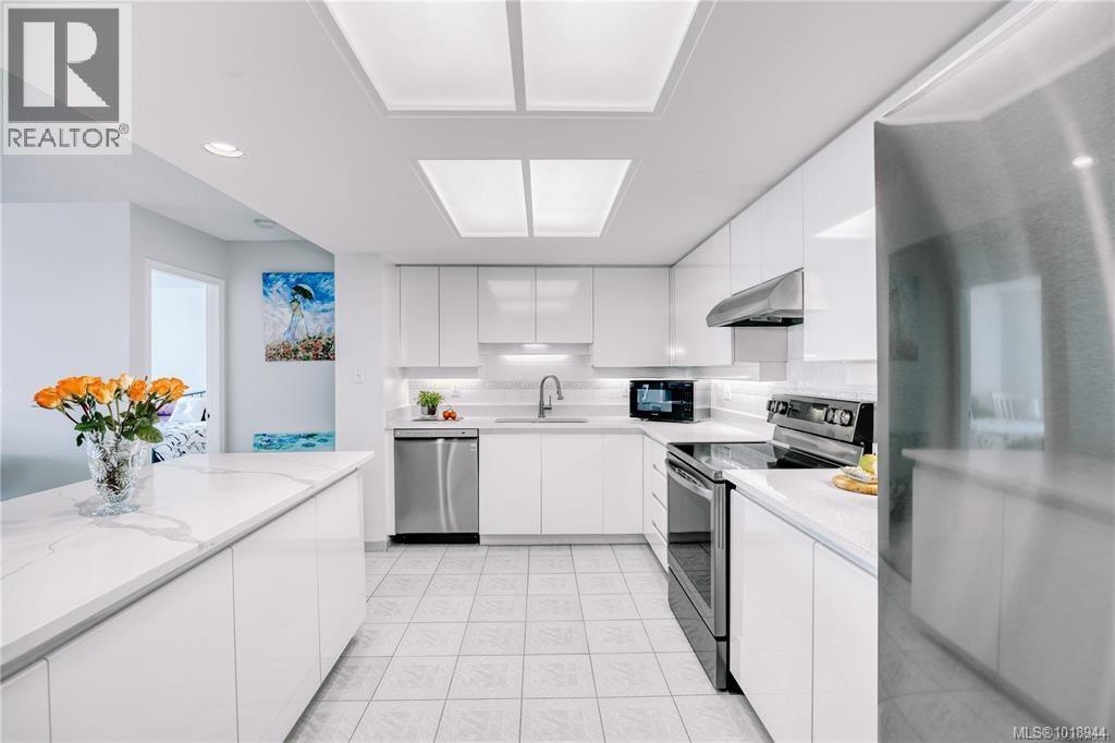 208 150 Promenade Dr, Nanaimo, British Columbia V9R 6M6 - Photo 13 - 1018944