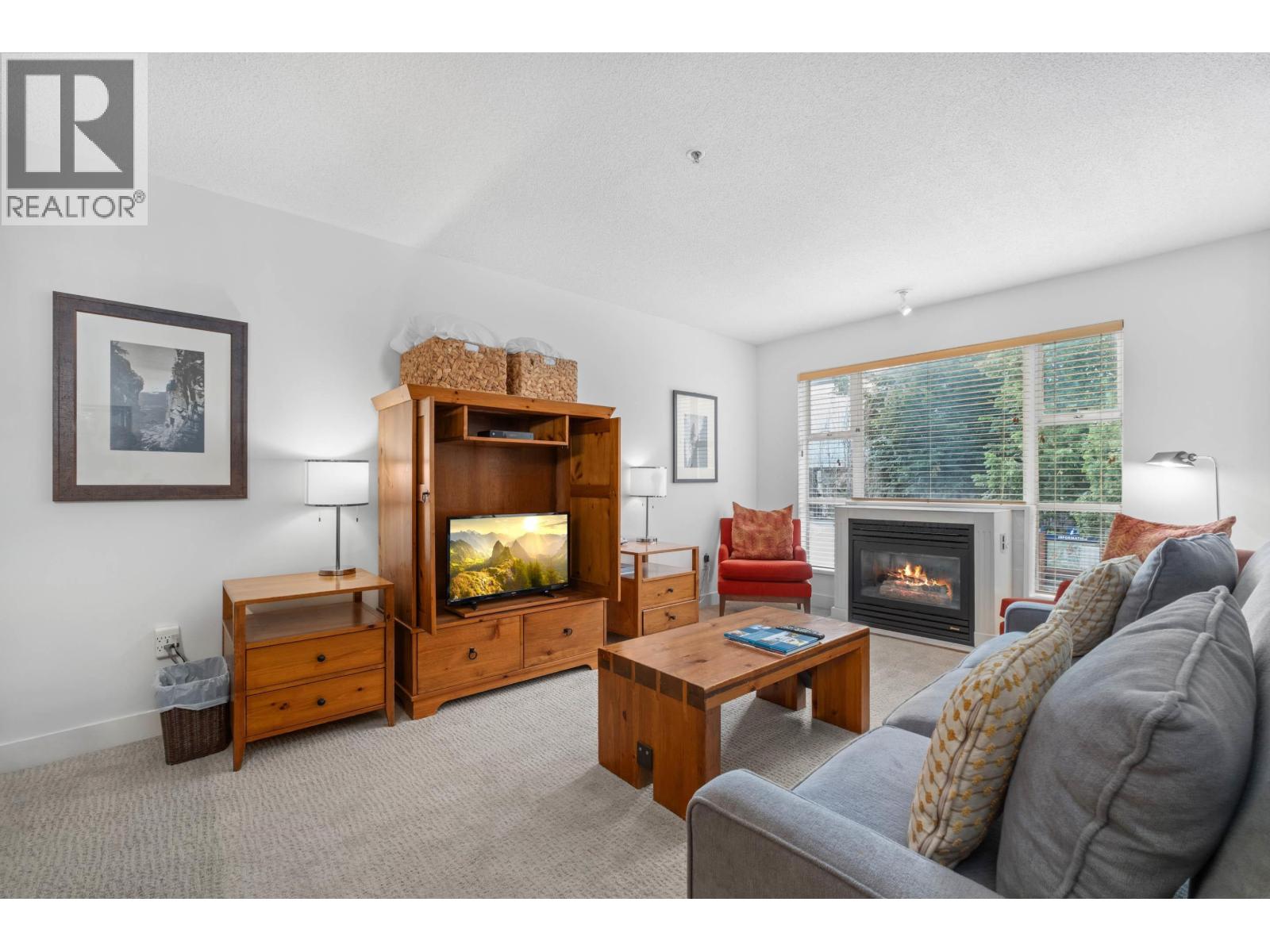 218/219 4573 Chateau Boulevard, Whistler, British Columbia  V0N 1B4 - Photo 4 - R3052519