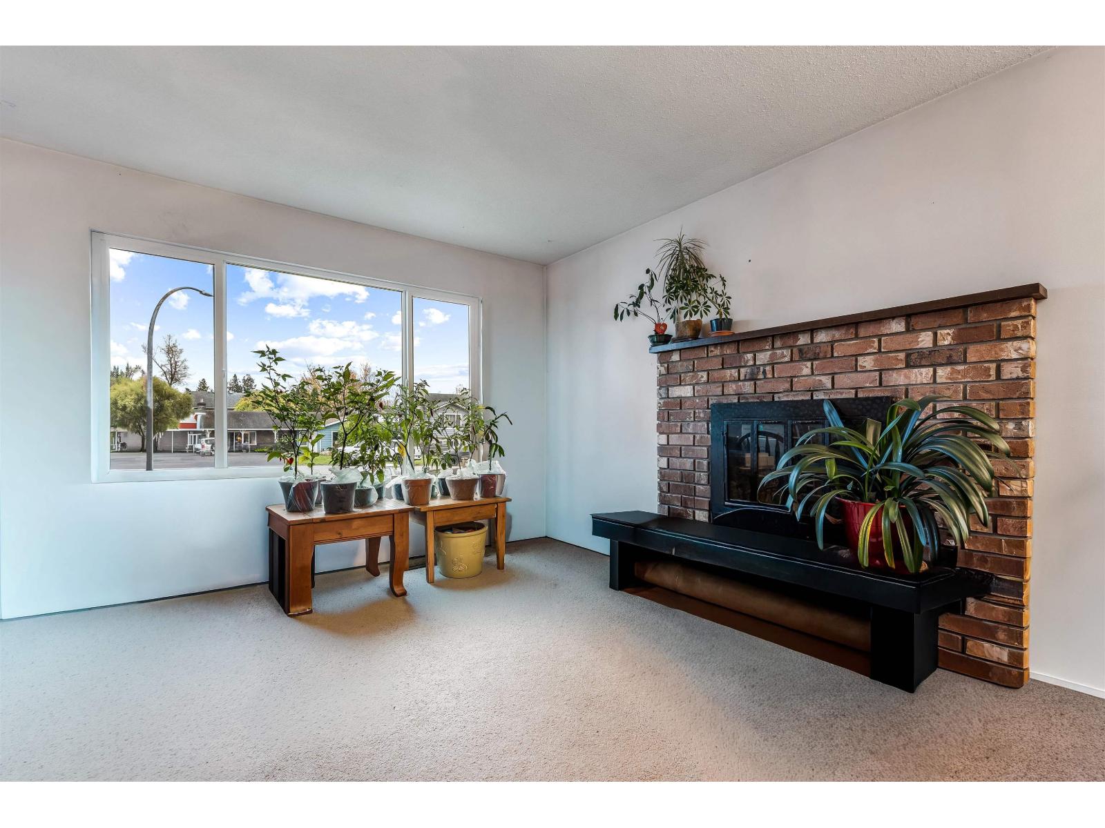 27177 33a Avenue, Langley, British Columbia  V4W 3H5 - Photo 8 - R3073349