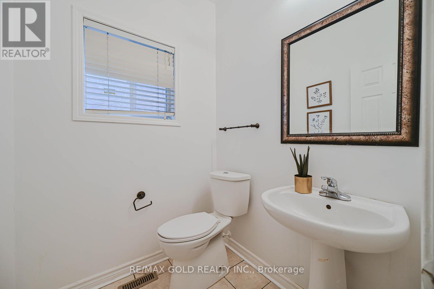 6 Verona Drive, Brampton, Ontario  L6P 1L2 - Photo 19 - W12610440