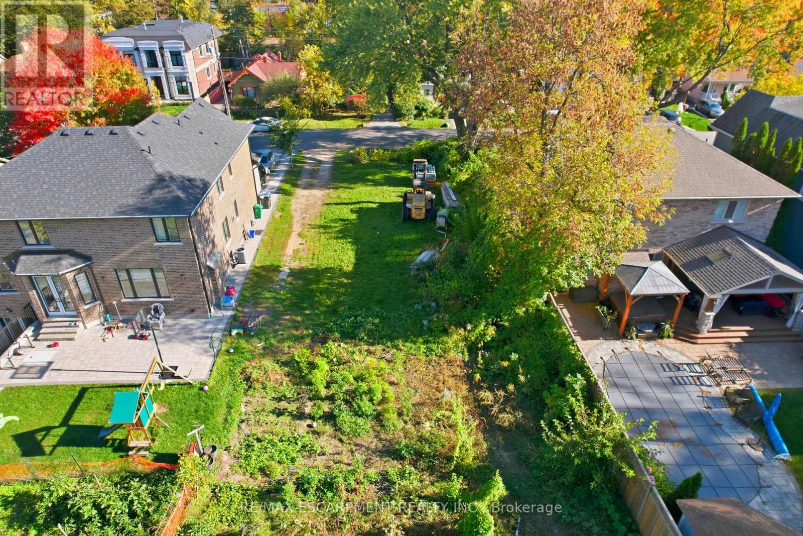 75 Troy Street, Mississauga, Ontario  L5G 1S6 - Photo 18 - W12617306