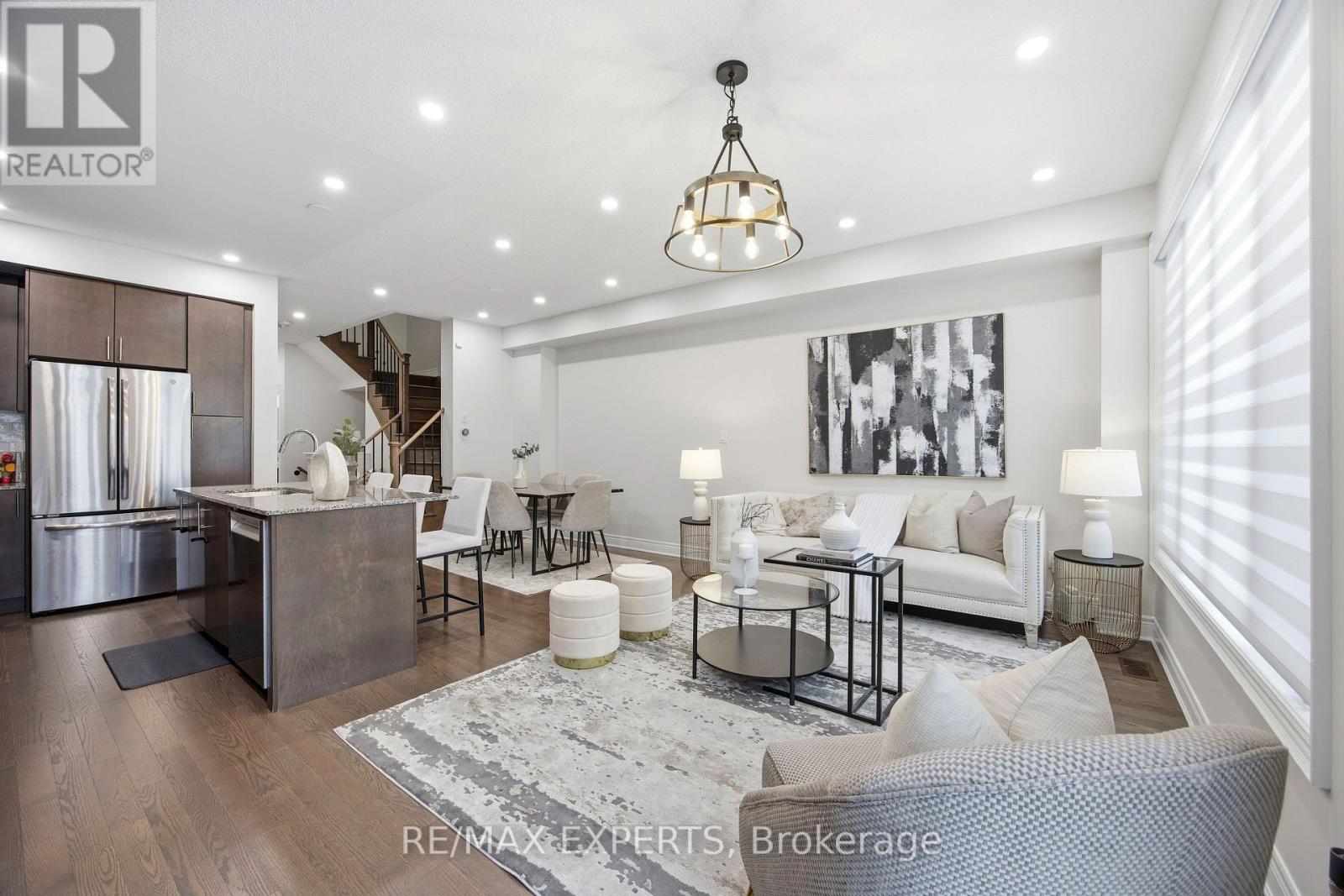 1328 Restivo Lane, Milton, Ontario  L9E 1J9 - Photo 10 - W12617316