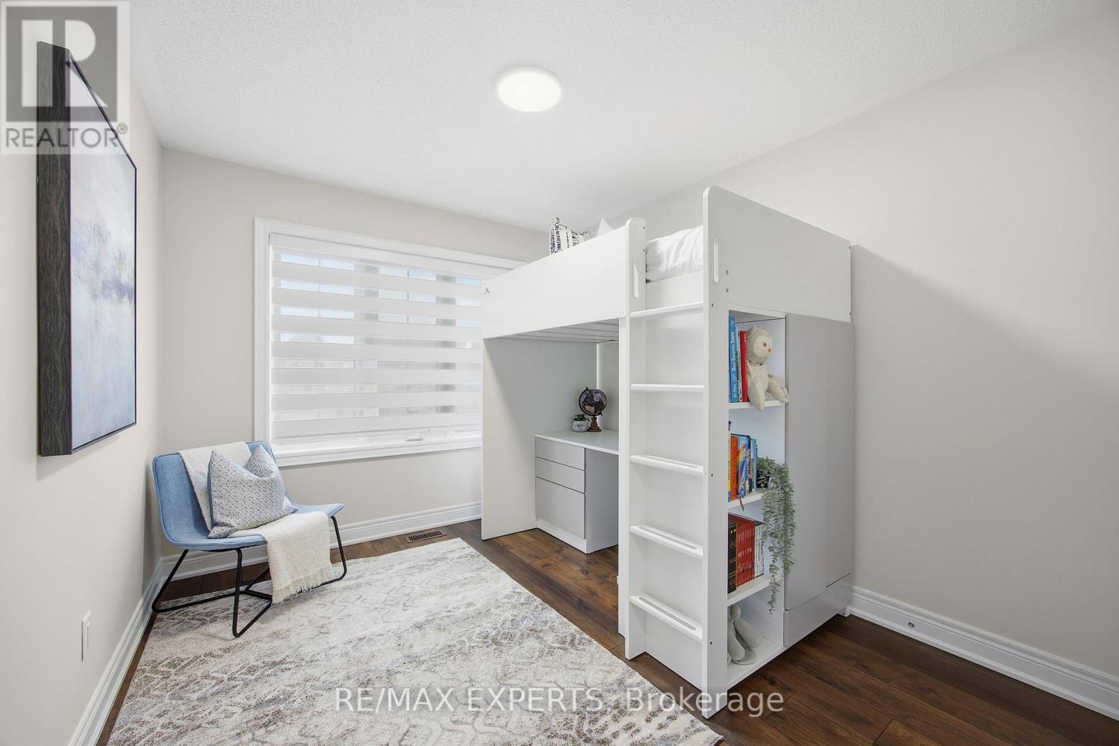 1328 Restivo Lane, Milton, Ontario  L9E 1J9 - Photo 18 - W12617316