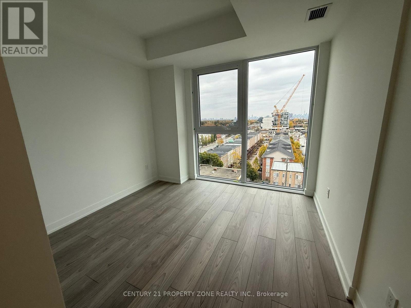 712 - 1007 The Queensway, Toronto, Ontario  M8Z 6C7 - Photo 8 - W12617320